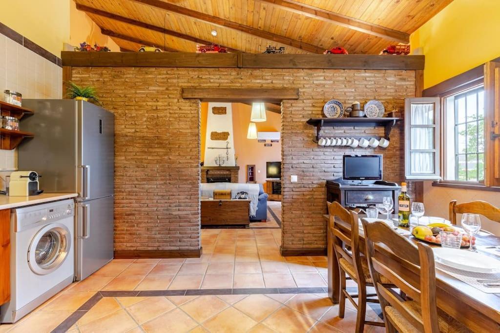 Only4You Country House Perfect Location To Visit Andalucia Casabermeja Buitenkant foto